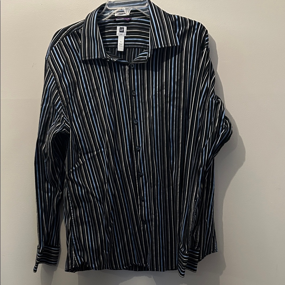 Gap Men’s XL striped button down
